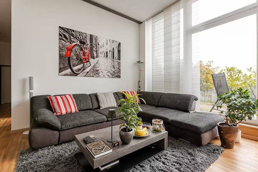 Ruhiges Privatzimmer in moderner Penthouse-Wohnung in Hürth, Rhein-Erft-Kreis