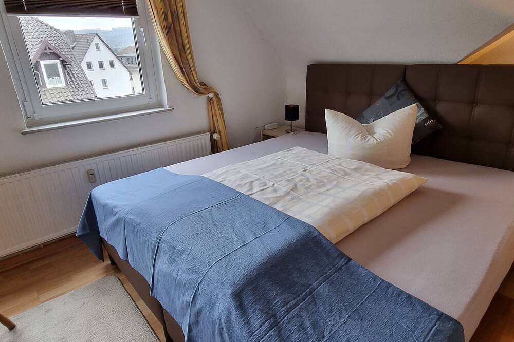 Ganze Wohnung, City Appartment Pyrmont - Fewo bis 3 Erw. + 1 Kind 12 Jahre in Bad Pyrmont, Weserbergland