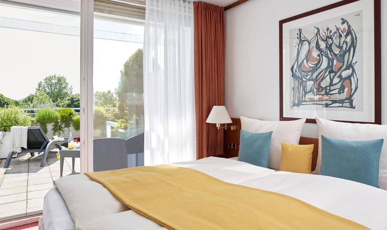 Apartmenthotel für 10 Personen mit Garten in Stadtbezirk 09 Neuhausen-Nymphenburg, München