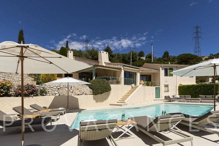 Ferienhaus mit Meerblick für 12 Personen, mit Pool und Balkon/Terrasse in Nizza