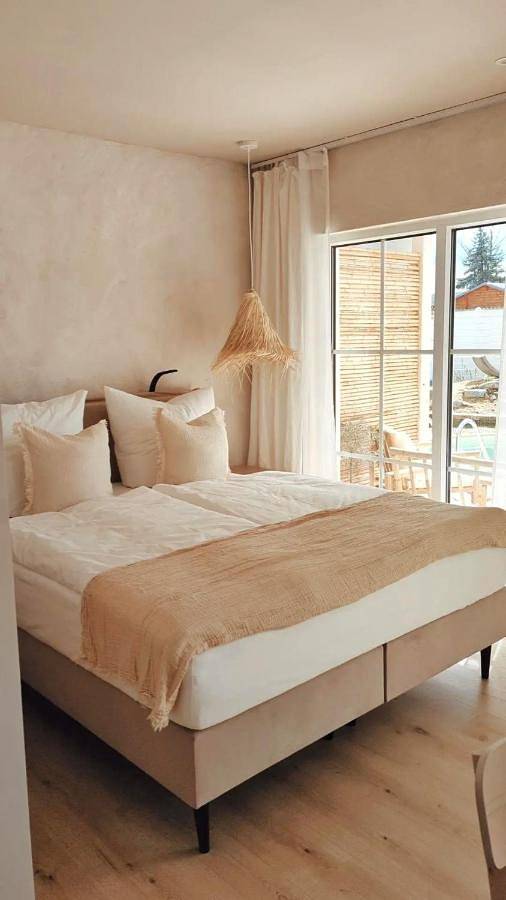 Ferienhaus für 4 Personen, mit Terrasse und Garten sowie Pool in Lauta