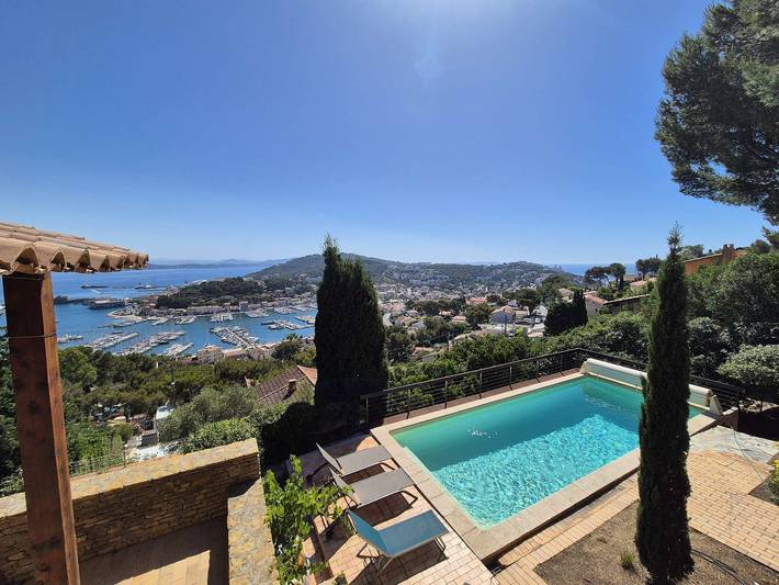 Sea-view house, swimming pool, 7 bedrooms, Wi-Fi in Saint-Mandrier-sur-Mer, Costa mediterránea (Francia)