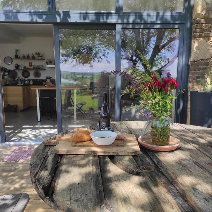 Gîte pour 2 personnes, avec Terrasse ainsi que Jardin et Vue à Chavanay