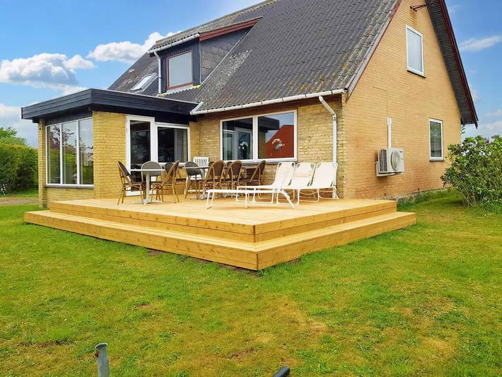 Villa für 10 Personen, mit Whirlpool auf Seeland