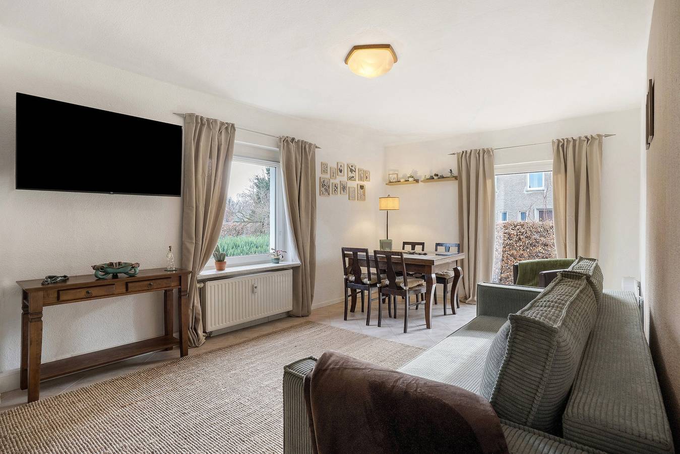 Ganze Wohnung, Apartment „Yvette's 2“ mit Gemeinschaftsgarten und Wlan in Lugau/Erzgebirge, Erzgebirge