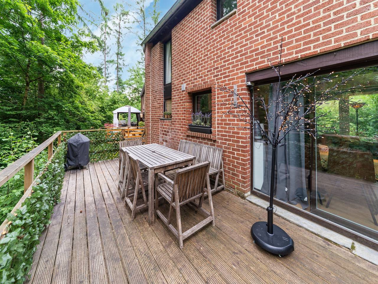 Chalet in Hastière in der Nähe von Schloss in Hastière, Region Namur