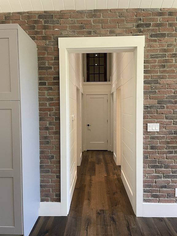 Waterfront Muskoka Cottage | Hot Tub, Fire Pit, Bbq and Canoes in Muskoka