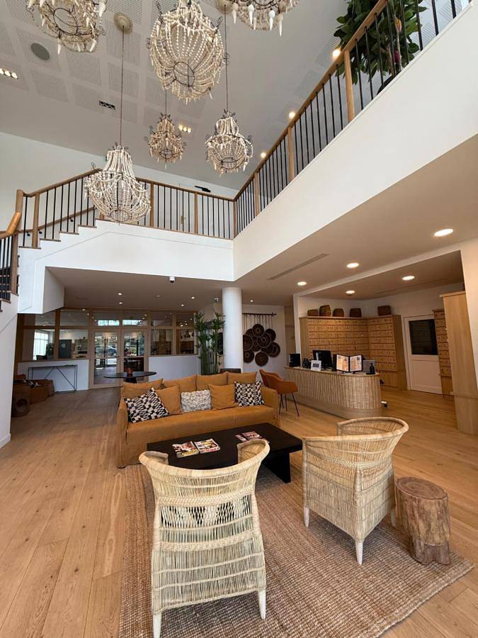 Appart’hôtel pour 3 personnes, avec Balcon ainsi que Terrasse et Piscine