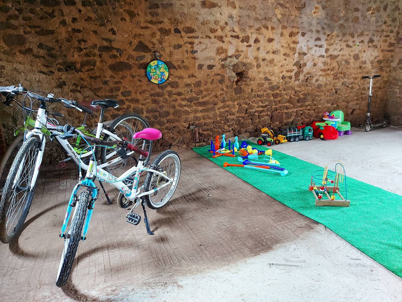 Family-Friendly Gîte with Game Room, Garden, and Nearby Activities in Juvigné in Juvigné, Mayenne