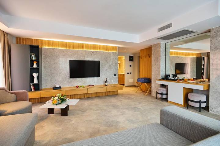 Hotel für 4 Personen, mit Ausblick und Balkon in Alba (Romania)
