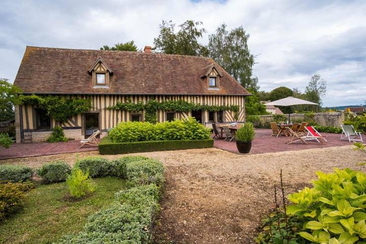 Location de vacances pour 10 personnes, avec terrasse dans Biéville-Quétiéville - 4