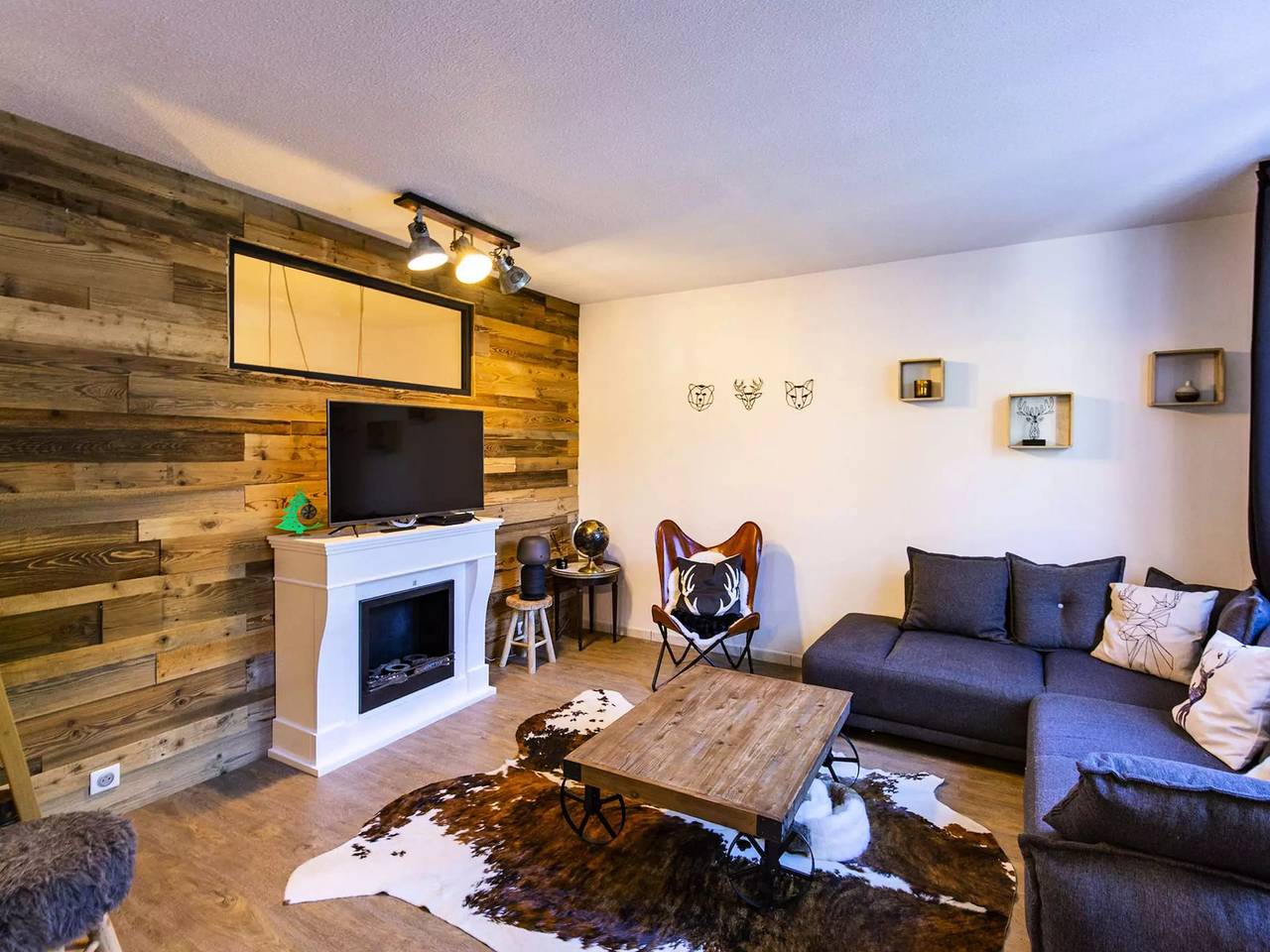 Entire apartment, 4 Rooms 8 Persons in Gourette, Eaux-Bonnes