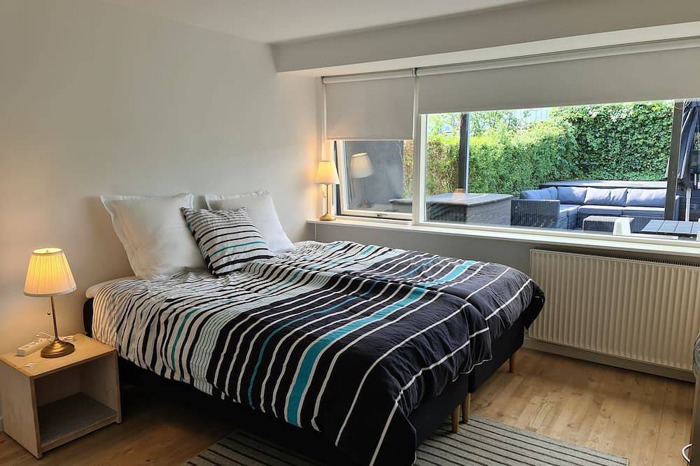 Geheel appartement, Townhouse with wooden terrace in Odense, Odense en omgeving