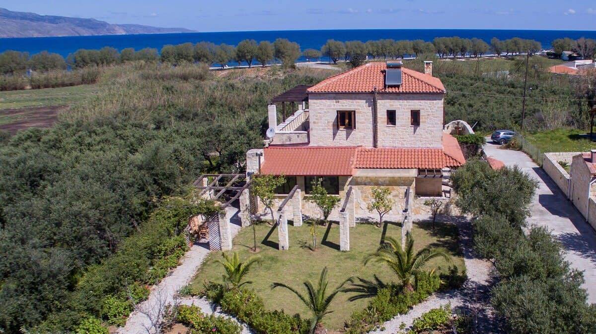 Villa für 7 Personen mit Garten in Tavronitis, Chania und Umgebung
