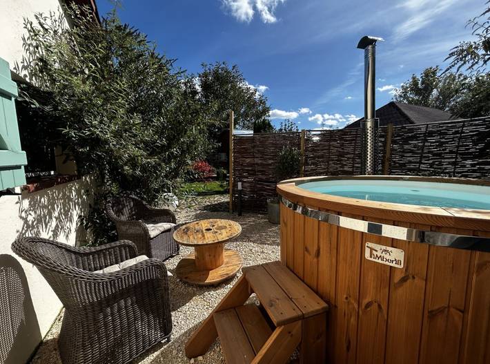 Gîte pour 3 personnes, avec jacuzzi et jardin dans Vitrey-sur-Mance