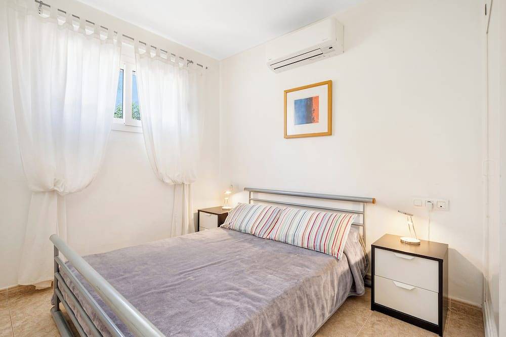 Detached Modern Family Villa with Private Pool in Quiet Location Close to Beach in Binibeca, Sant Lluís