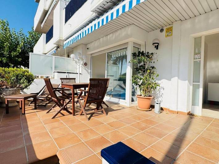 Appartement de vacances pour 4 personnes, avec jardin