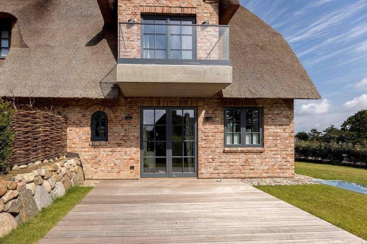 Ferienhaus für 8 Personen, mit Sauna und Garten sowie Balkon in Wenningstedt - 2