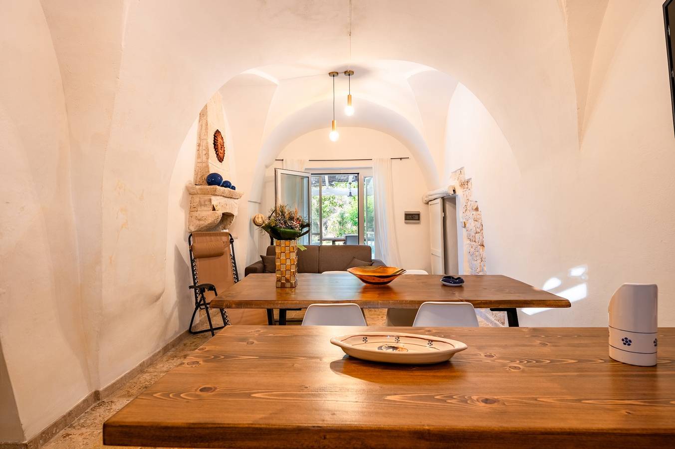 Villa "Trullo Nonno Vittorio" with private garden and Wi-Fi in Latiano, Salento
