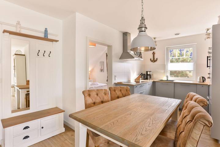 Ferienwohnung für 4 Personen, mit Balkon und Sauna in Born a. Darß