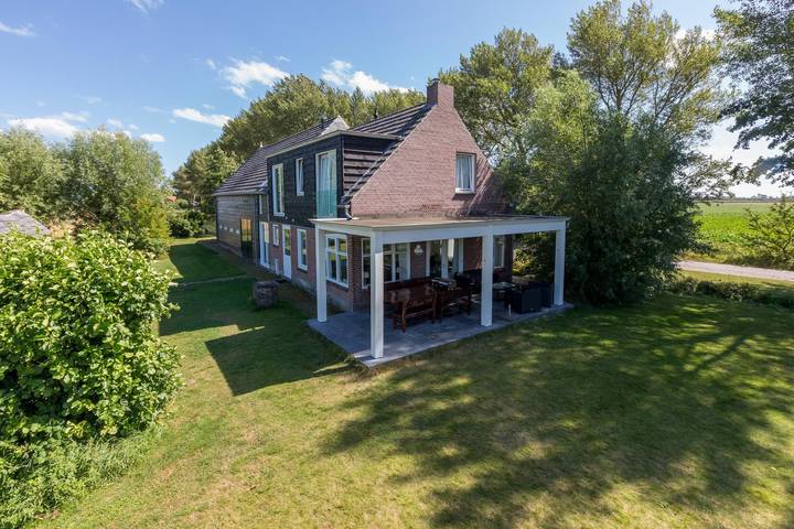 Ferienhaus für 9 Personen, mit Terrasse - 1
