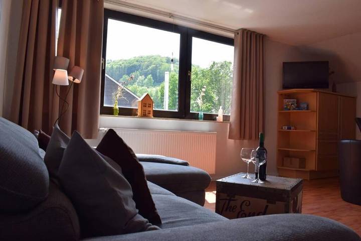 Ferienwohnung für 7 Personen, mit Balkon und Ausblick in Bödefeld - 4