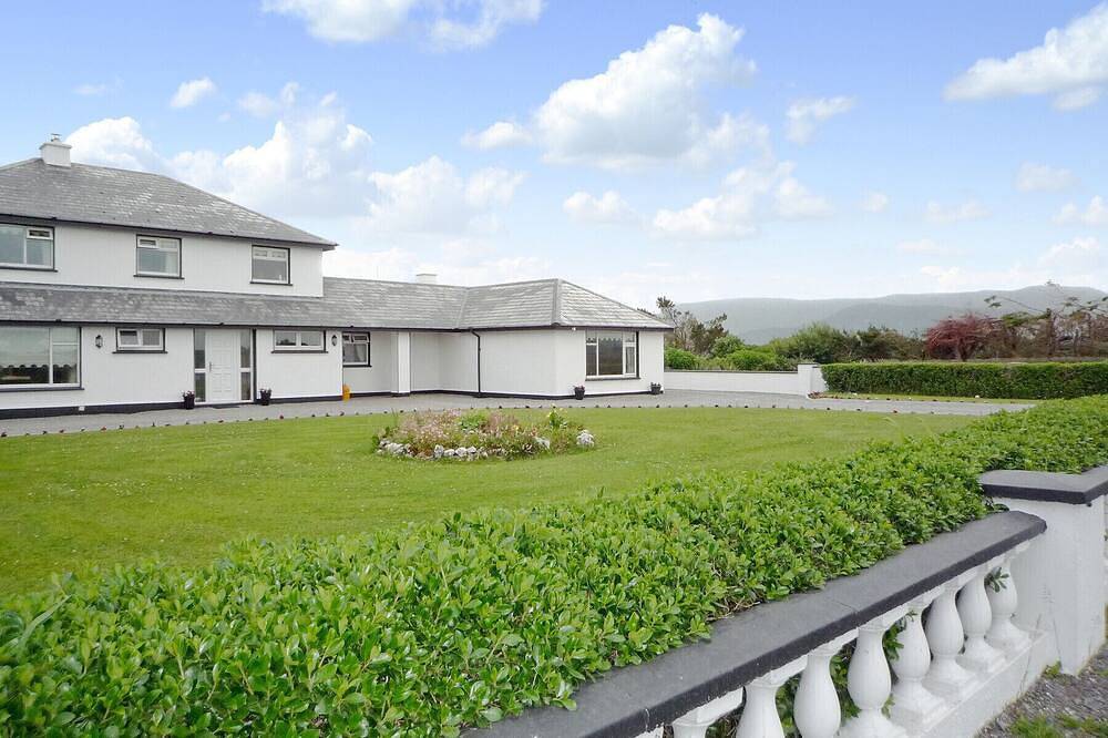 Mountain View Holiday Home in Louisburgh, County Mayo