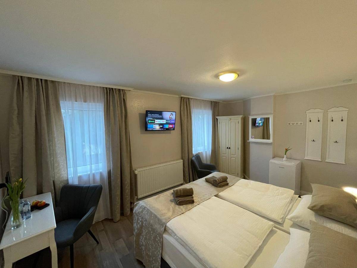 Geheel appartement, Three-Bedroom Apartment in Neuss, Rhein-Kreis Neuss