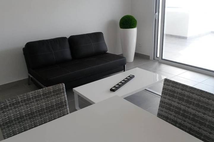 Location de vacances pour 6 personnes, avec balcon à L'Île-Rousse