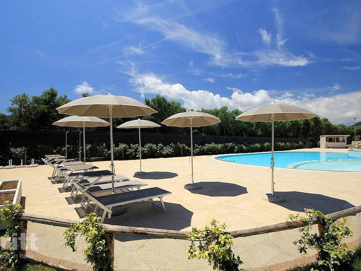 Location de vacances pour 6 personnes, avec balcon/terrasse et terrasse dans Cardedu - 3