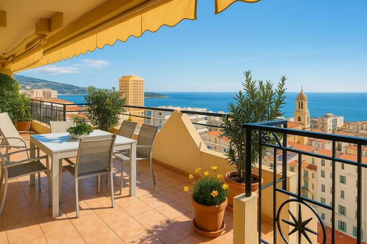 Appartement de vacances pour 2 personnes, avec vue et terrasse à Beausoleil
