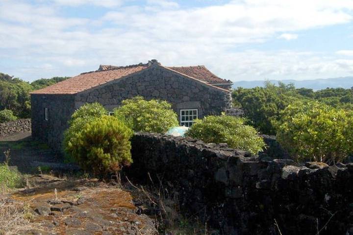 Ferienhaus für 4 Personen, mit Garten und Ausblick sowie Pool auf Pico (Azoren) - 2