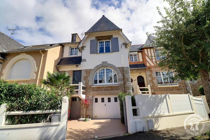 Gîte pour 6 personnes, avec terrasse à Saint-Malo