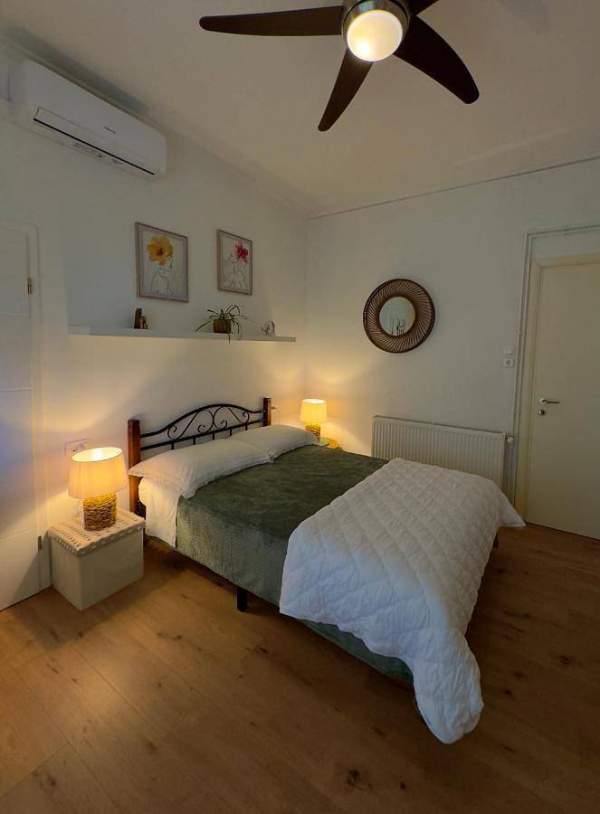 Ferienwohnung für 2 Personen, mit Ausblick und Balkon - 1