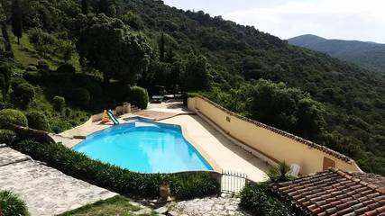 Villa pour 9 personnes, avec vue et piscine à Hyeres