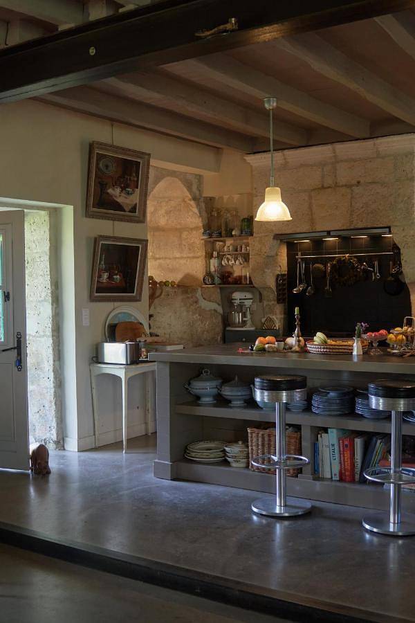 Double Room with Shared Bathroom in Angoulême, Charente