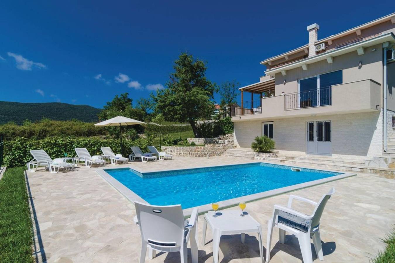 Pool Villa Panorama Mojdež in Monténégro