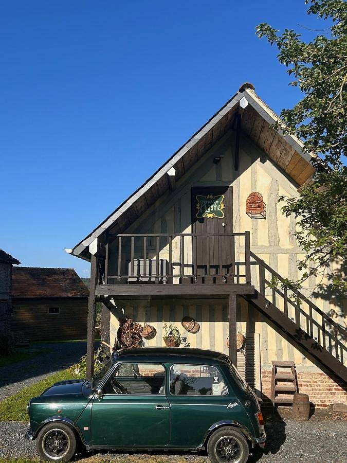 Gîte pour 2 personnes, avec piscine ainsi que jacuzzi et jardin à Sainte-Marguerite-de-Viette