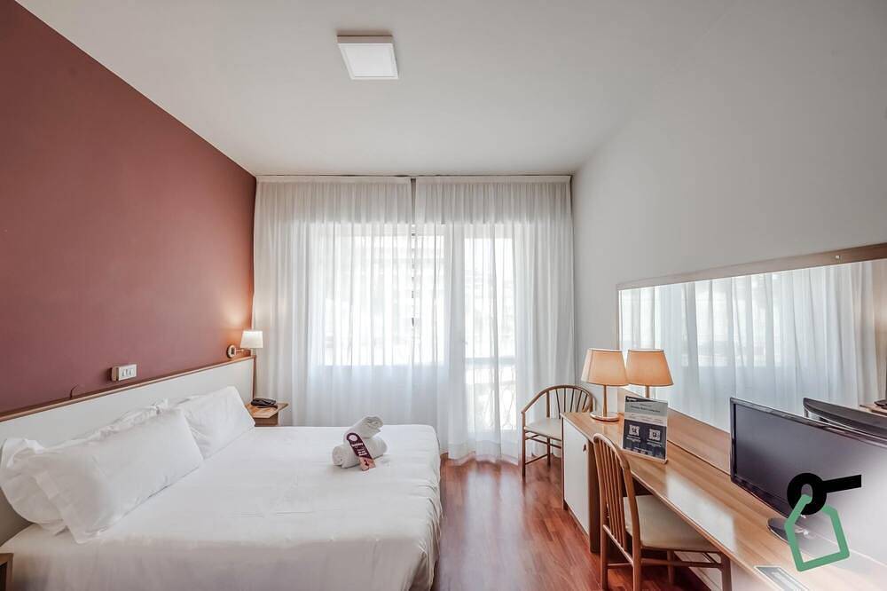 Camera Tripla | Hotiday Hotel Celle Ligure in Celle Ligure, Riviera di Ponente