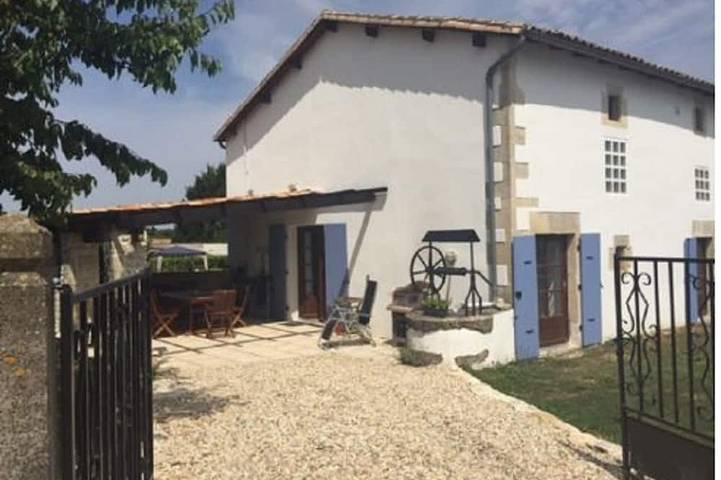 Gîte pour 7 personnes à Brettes