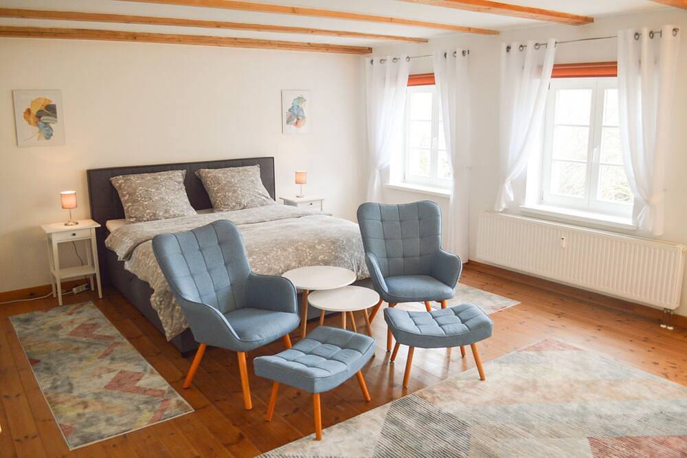 Ganze Wohnung, Gutshaus Neu Necheln - Ferienwohnung in Brüel, Ludwigslust-Parchim