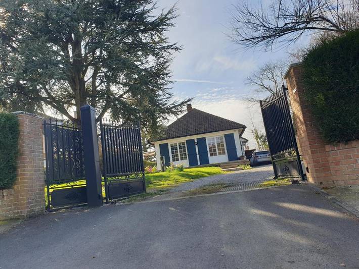 Cottage pour 9 personnes, avec jardin et jacuzzi, adapté aux familles à Socx