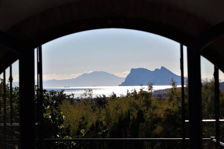 Finca für 7 Personen, mit Garten in San Roque