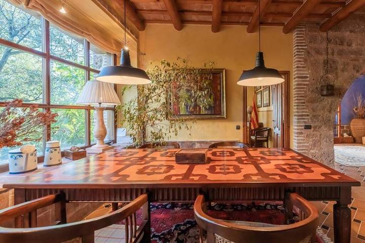 Location de vacances pour 12 personnes, avec Terrasse et Jardin ainsi que Piscine et Vue à El Bruc - 4