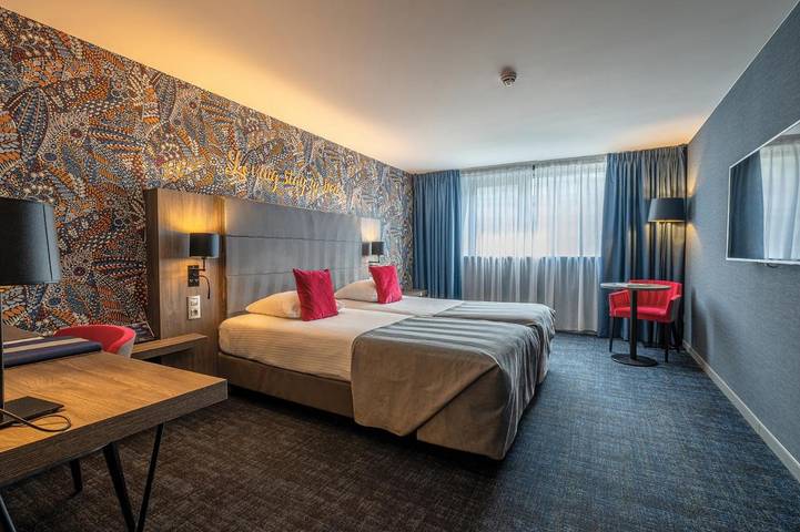 Hôtel pour 2 personnes, avec jacuzzi et piscine ainsi que terrasse et sauna, animaux acceptés