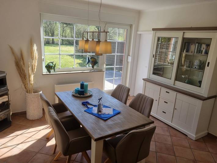 Ferienhaus für 4 Personen, mit Garten und Terrasse in Dornumersiel