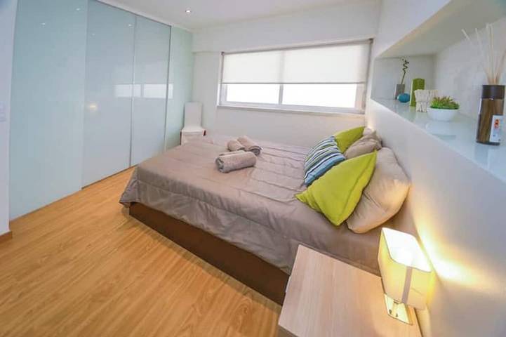 Ganze Wohnung, Modern and Cozy home at 5km from downtown and 900m from the American embassy in Lissabon, Costa de Lisboa