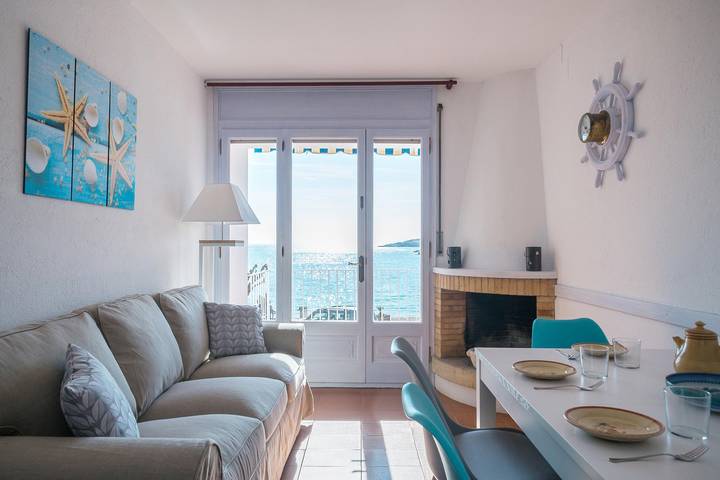 Ganze Wohnung, Bellavista-Ferienwohnung am Strand -Tamariu-Costa Brava in Platja de Tamariu (Palafrugell), Tamariu
