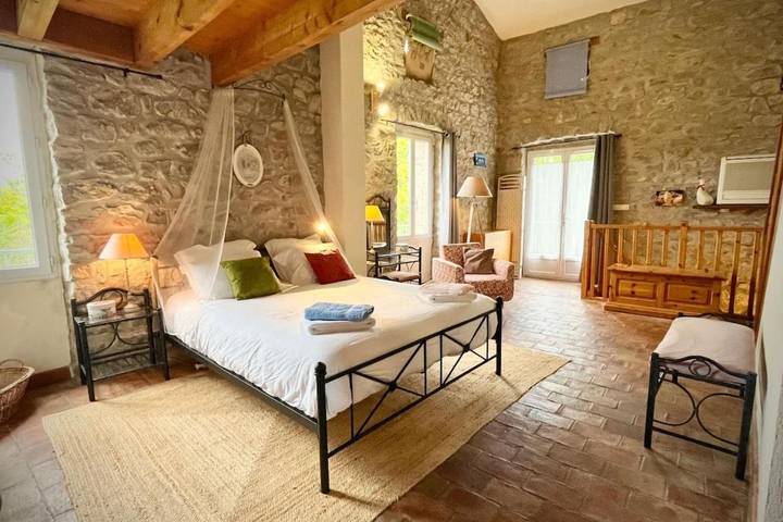 Location de vacances pour 4 personnes, avec jardin et piscine, adapté aux familles à Beaulieu (Largentière) - 4