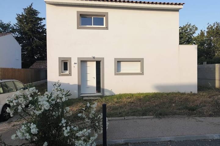 Location de vacances pour 6 personnes, avec Jardin à Peynier